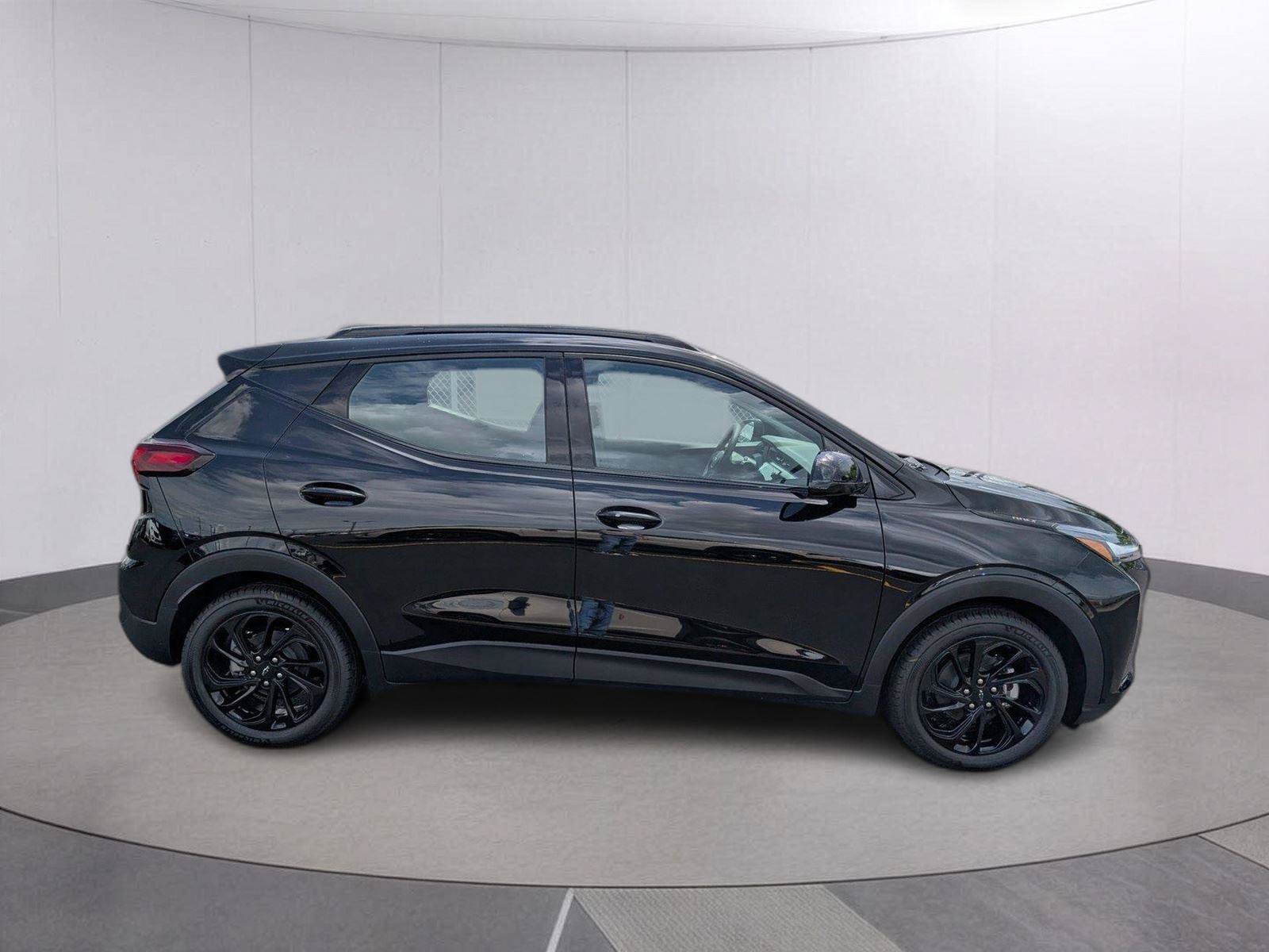 New 2027 Chevrolet Bolt RS w/ LPO, All-Weather Package FWD image 10