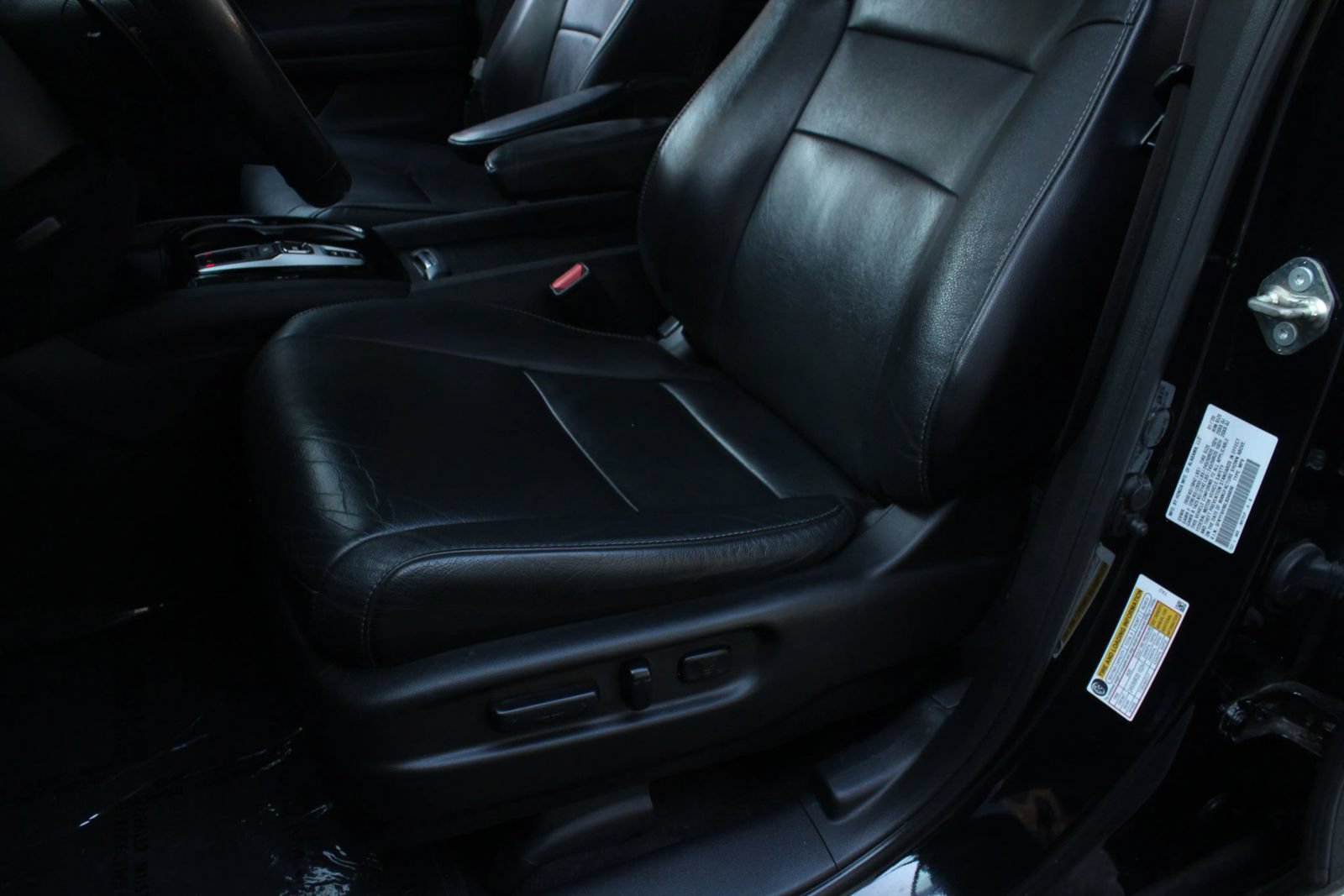 Used 2020 Honda Pilot Touring image 15