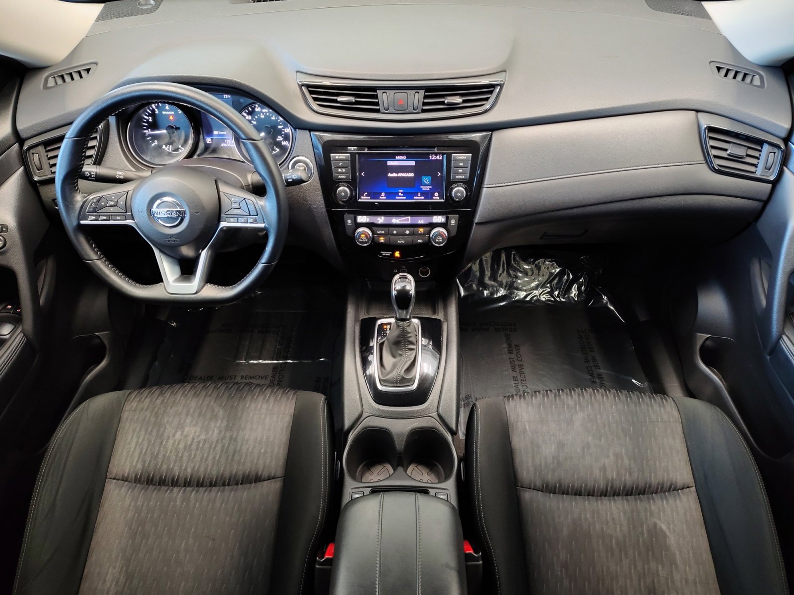 Used 2020 Nissan Rogue SV image 17