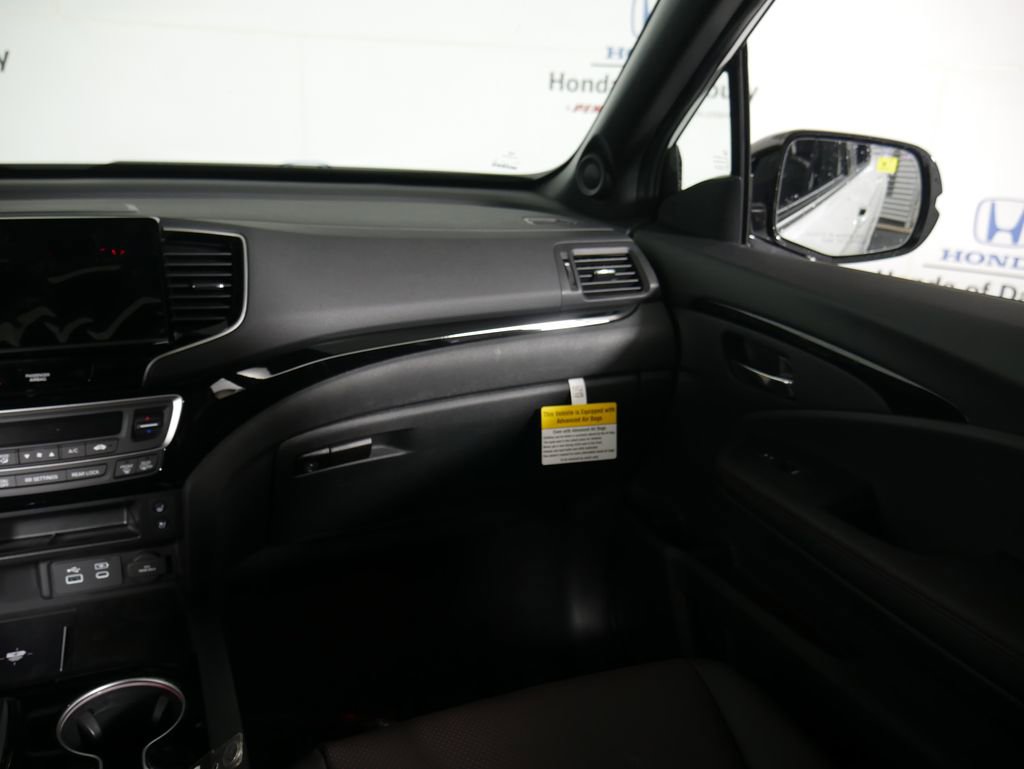 New 2026 Honda Ridgeline Black Edition image 14