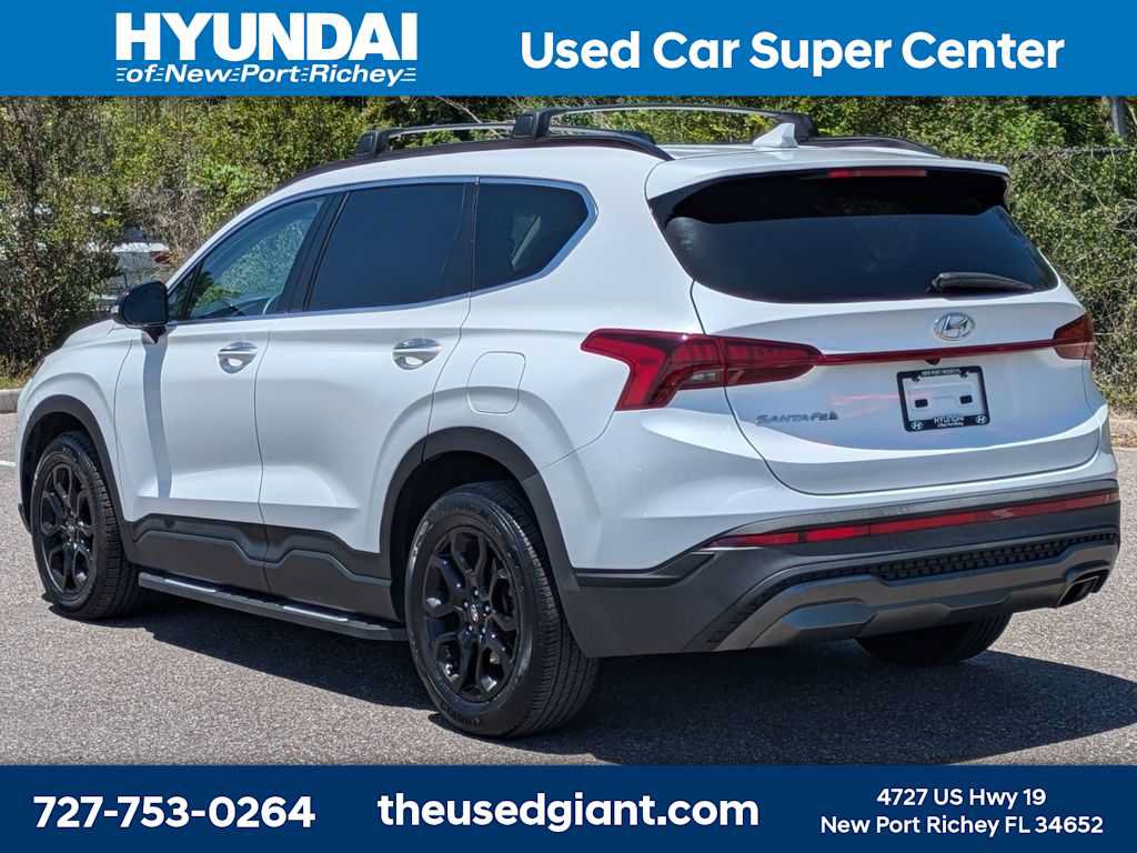 Used 2022 Hyundai Santa Fe XRT FWD image 3
