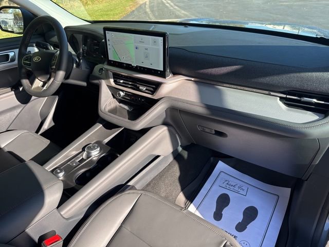 New 2026 Ford Explorer Active w/ Active Comfort Package image 10