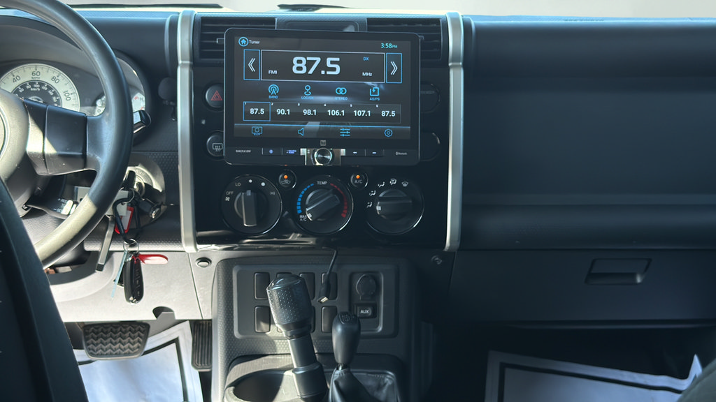 Used 2008 Toyota FJ Cruiser 4WD image 18