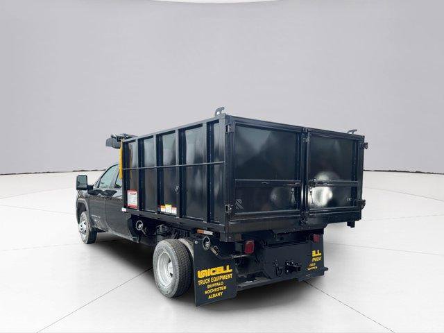 New 2025 GMC Sierra 3500 Pro w/ Convenience Package image 3