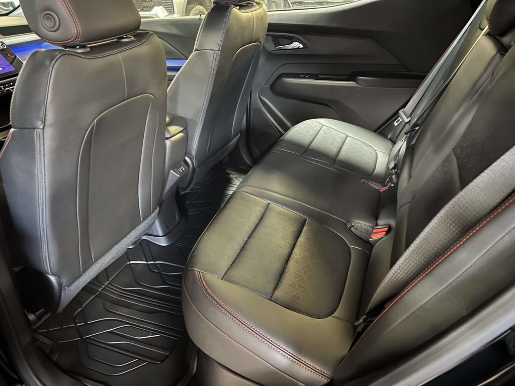 New 2027 Chevrolet Bolt RS w/ LPO, All-Weather Package FWD image 8