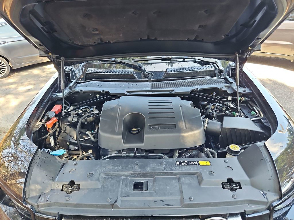 Used 2021 Land Rover Defender 110 X image 38