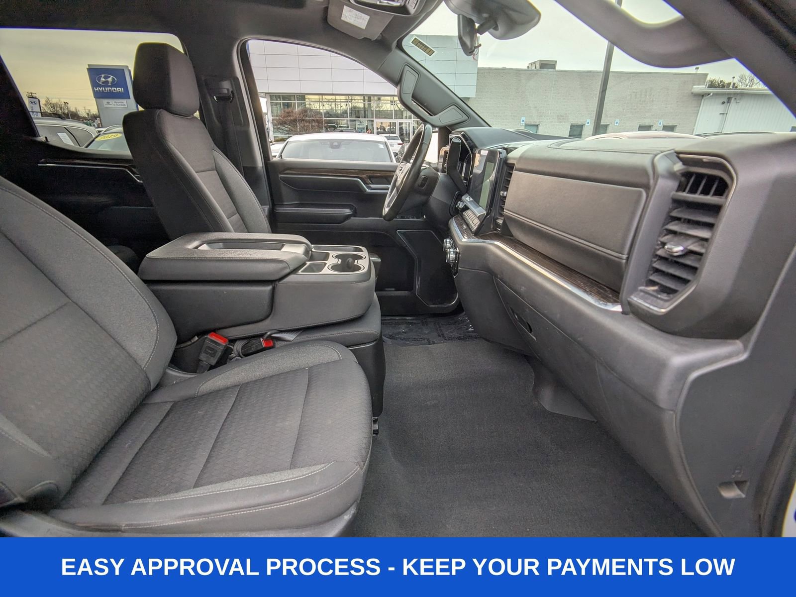 Used 2023 GMC Sierra 1500 SLE image 15