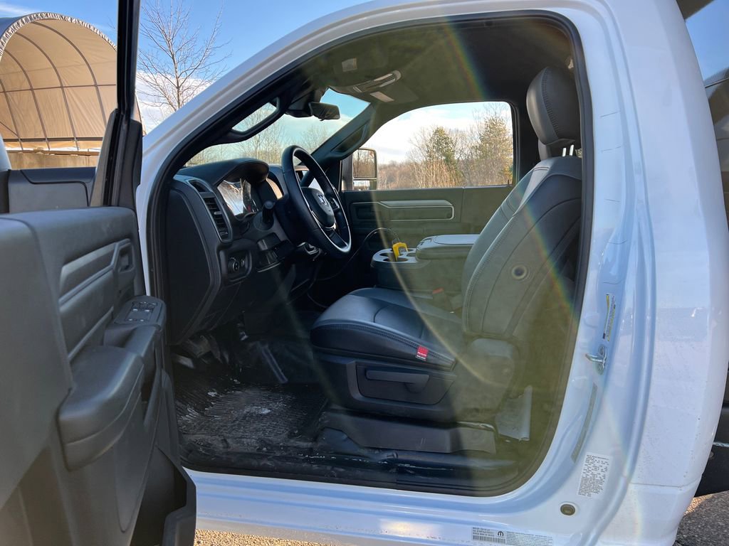 New 2026 RAM 3500 Tradesman AWD/4WD image 14