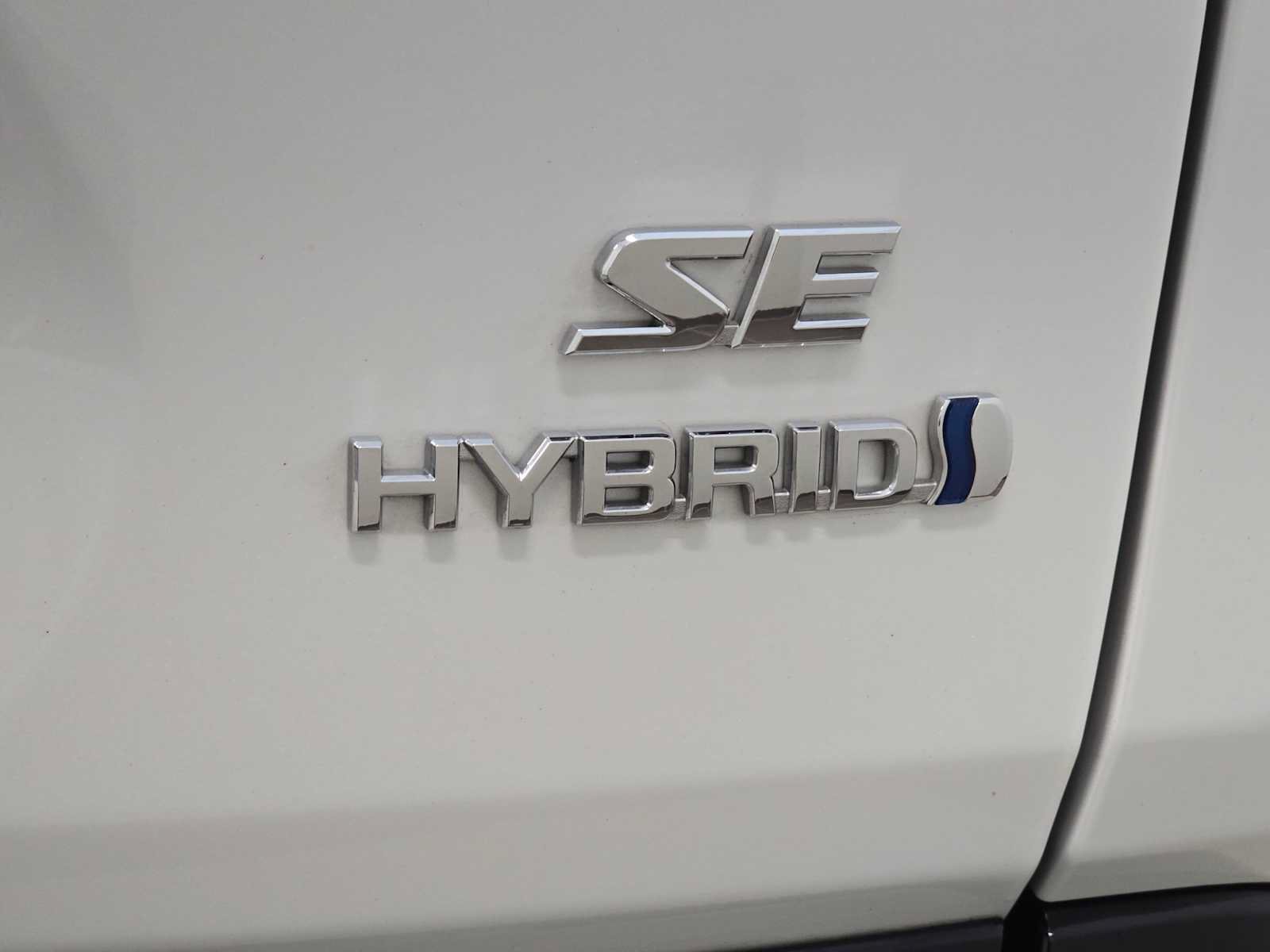 Certified 2024 Toyota RAV4 SE w/ Convenience Package AWD/4WD image 7