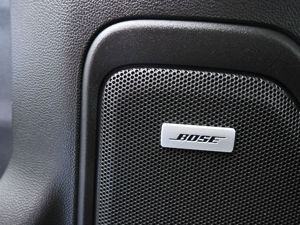 Used 2021 Chevrolet Silverado 1500 LT Trail Boss w/ Convenience Package II image 11