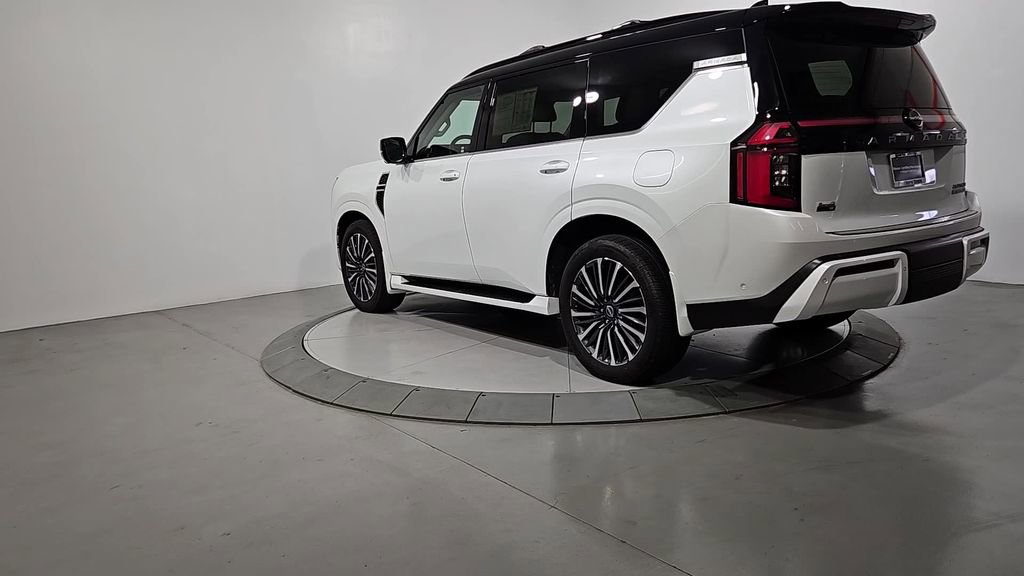 Certified 2025 Nissan Armada Platinum Reserve image 3