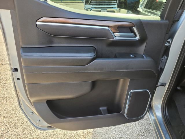 Used 2025 Chevrolet Silverado 1500 LT image 16