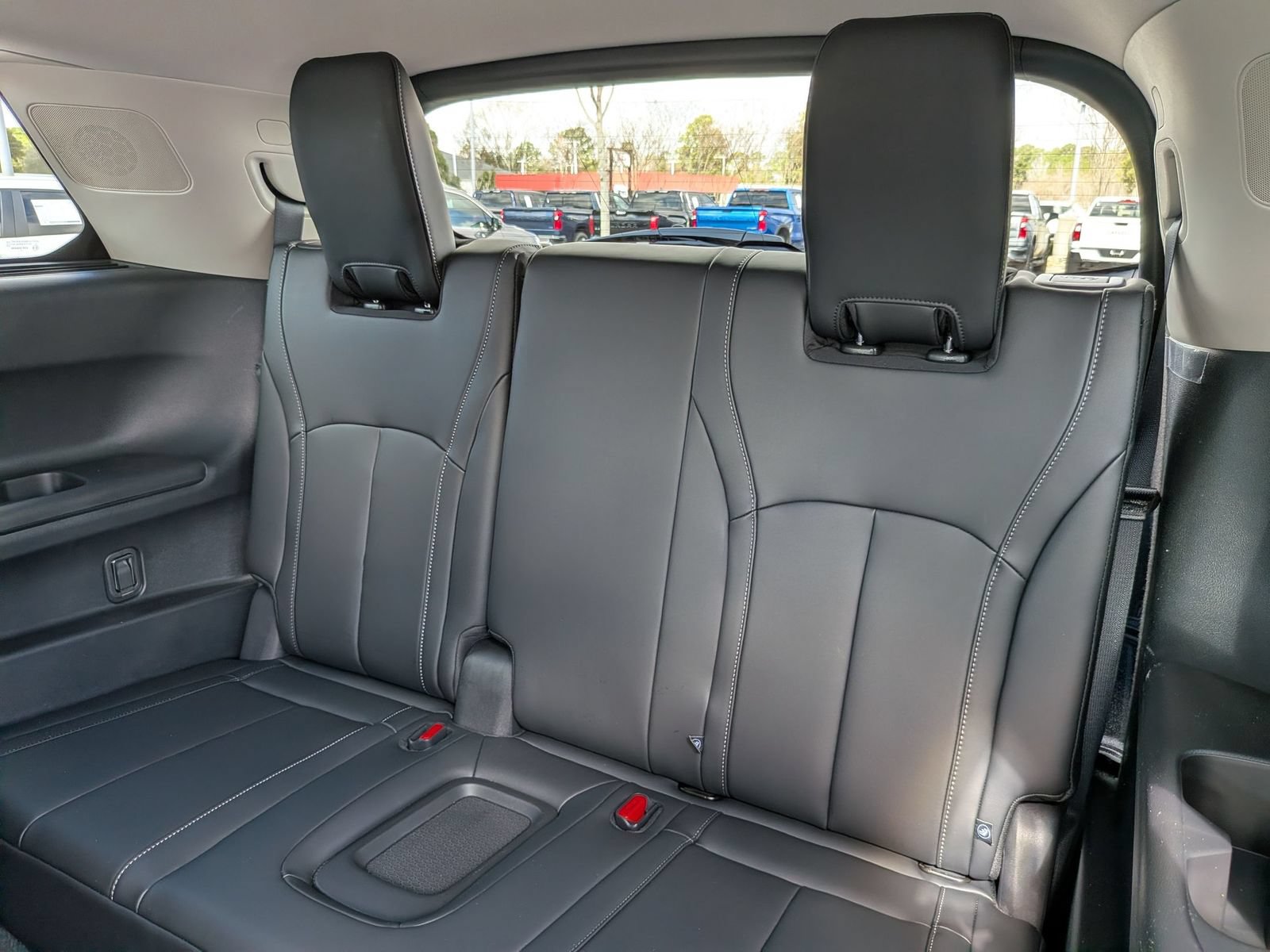 Used 2026 INFINITI QX60 Luxe w/ Cargo Package AWD/4WD image 30