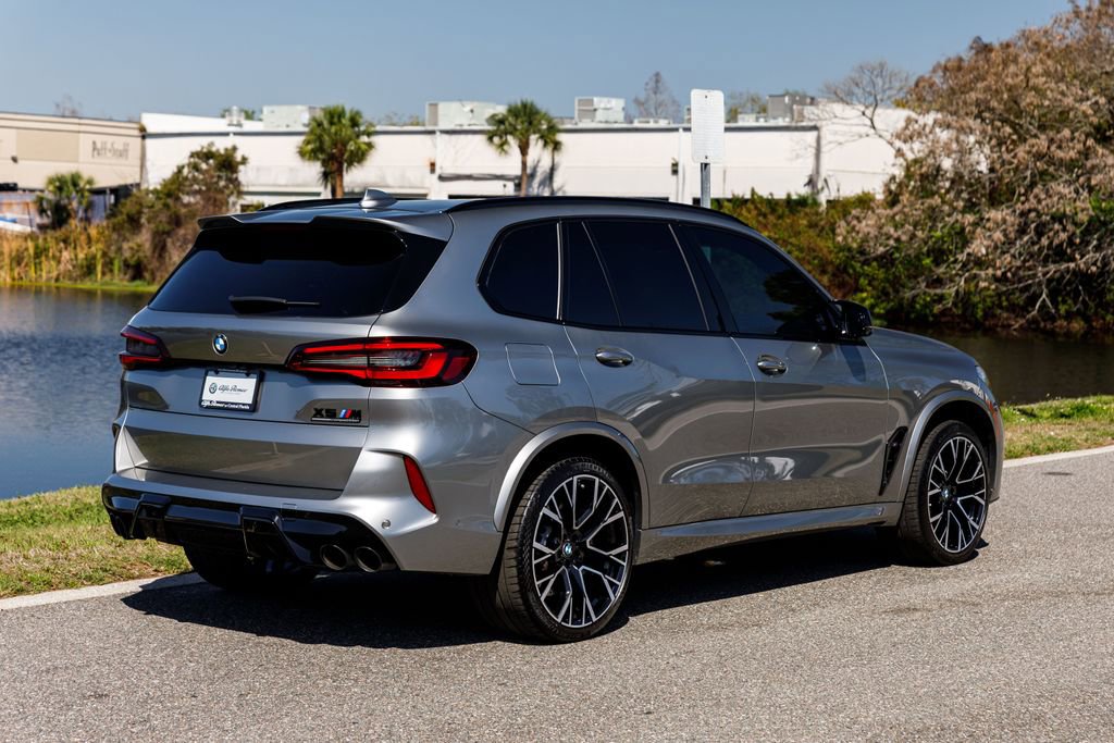 Used 2022 BMW X5 M w/ Competition Package 2 AWD/4WD image 4