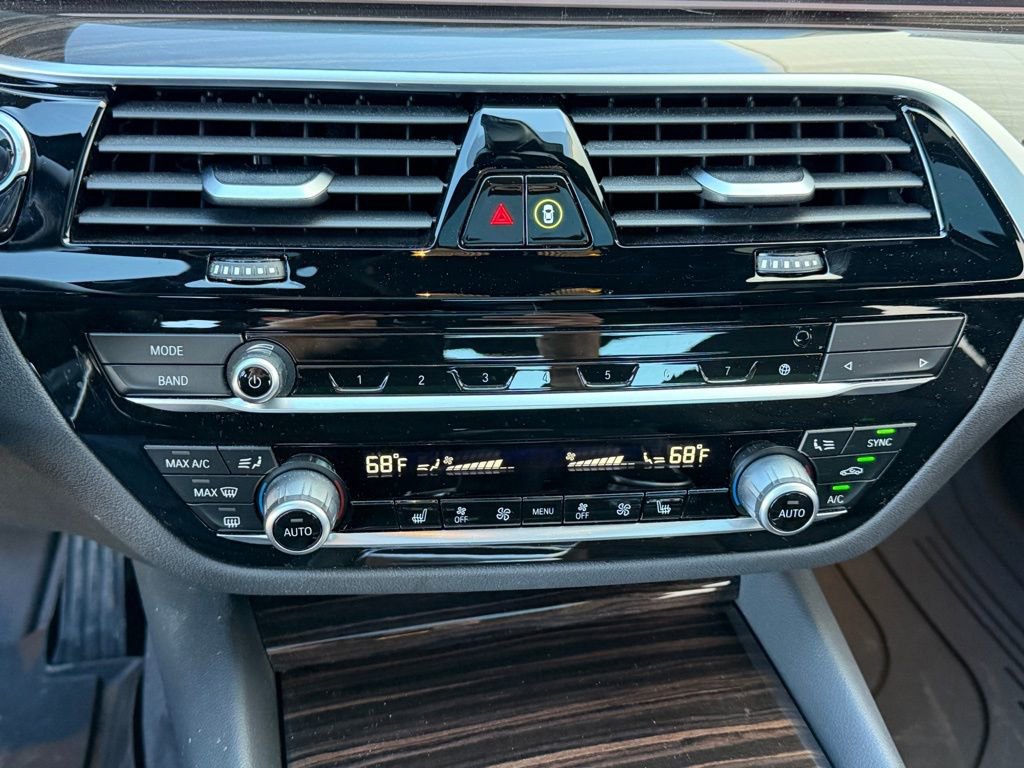 Certified 2023 BMW 530i xDrive w/ Premium Package image 32