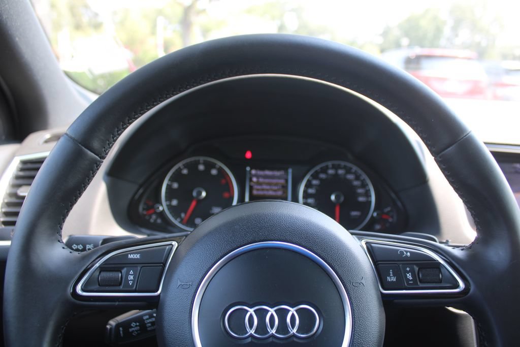 Used 2015 Audi Q5 3.0T Premium Plus w/ Technology Package AWD/4WD image 29