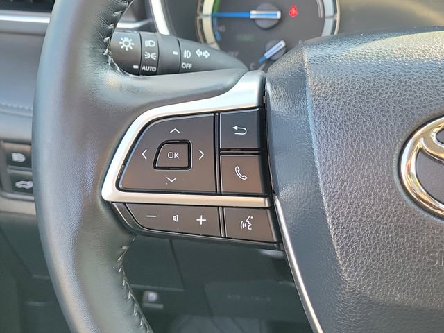 Used 2022 Toyota Highlander XLE image 27