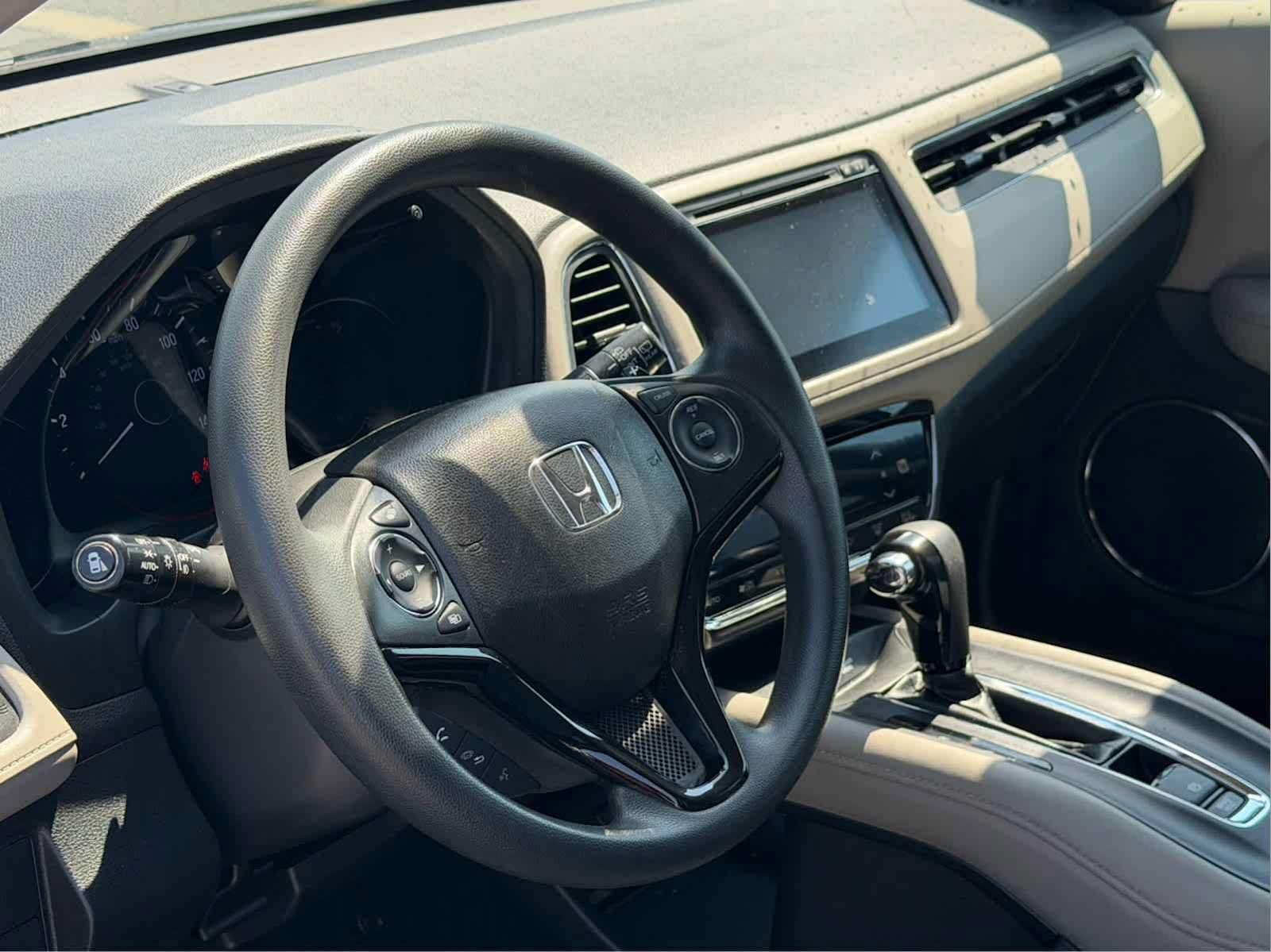 Used 2018 Honda HR-V EX image 17