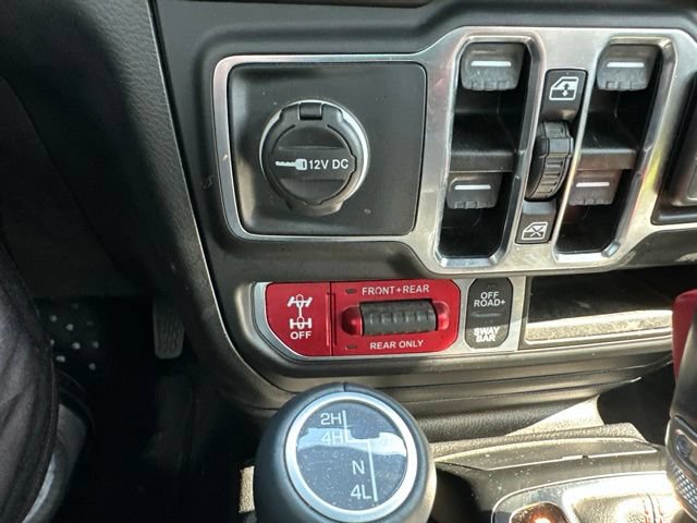 Used 2023 Jeep Wrangler Unlimited Rubicon w/ LED Lighting Group AWD/4WD image 35