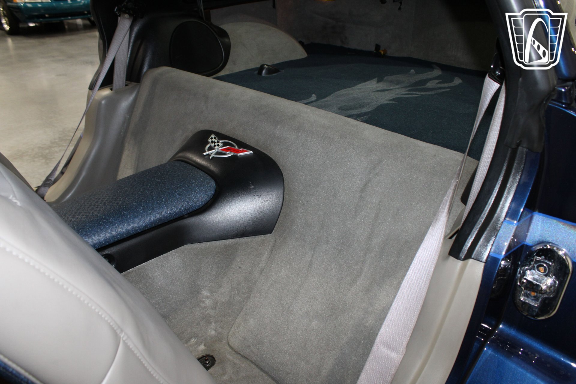 Used 2000 Chevrolet Corvette Coupe image 8