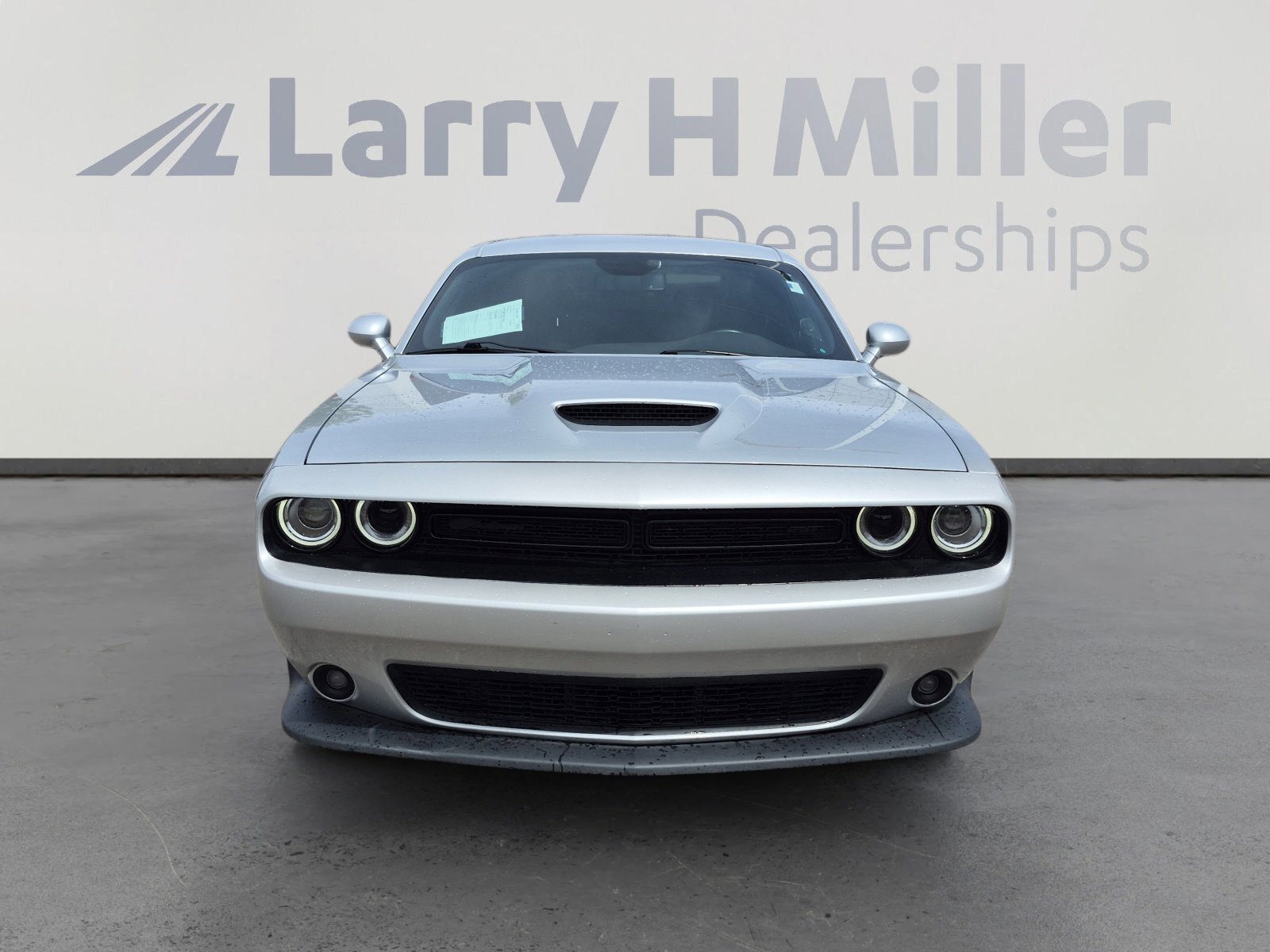 Used 2022 Dodge Challenger GT w/ Blacktop Package image 8