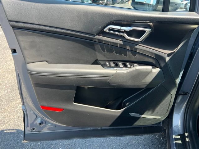 Certified 2025 Kia Sportage EX AWD/4WD image 30