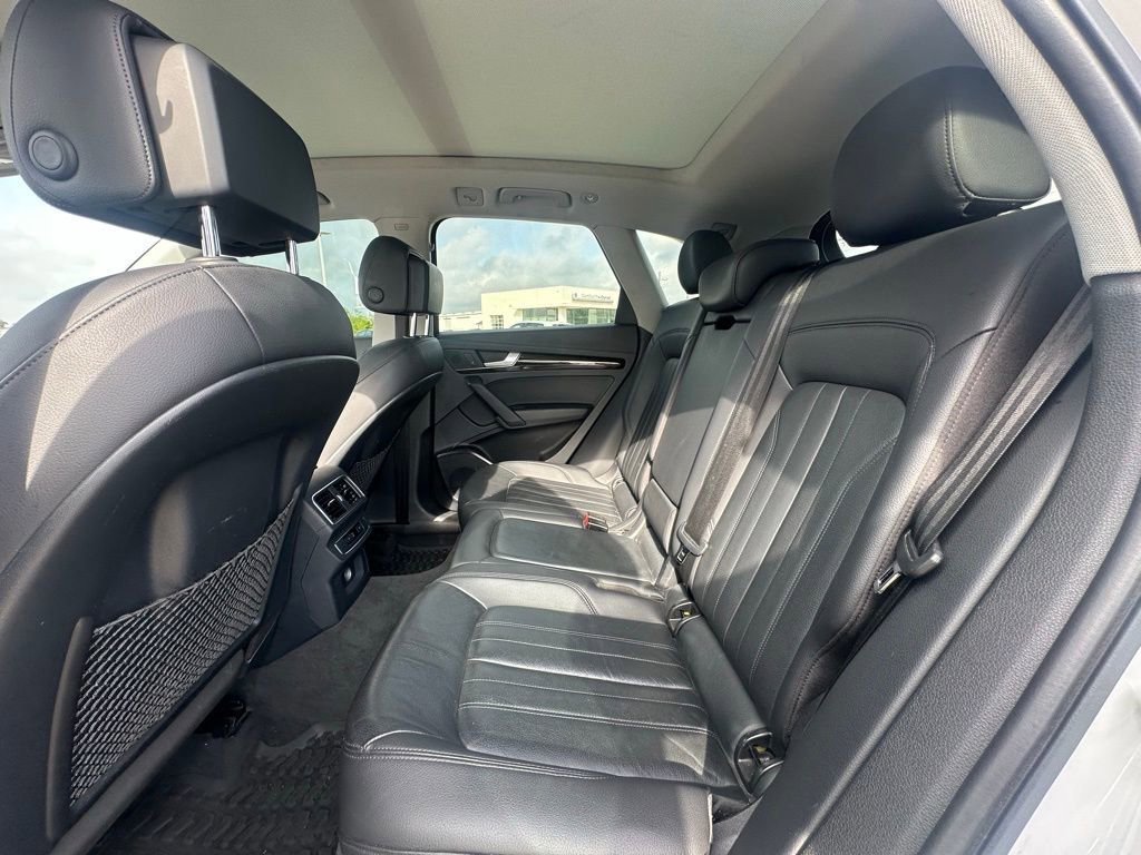 Used 2019 Audi Q5 2.0T Premium w/ Convenience Package image 9