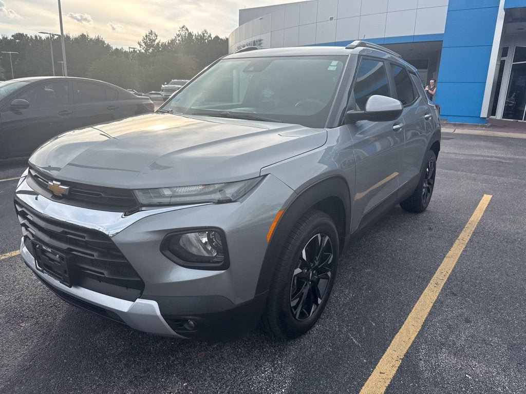 Used 2023 Chevrolet TrailBlazer LT w/ Convenience Package