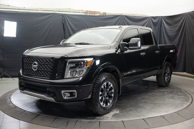 Used 2019 Nissan Titan PRO-4X w/ Pro-4x Convenience Package image 5