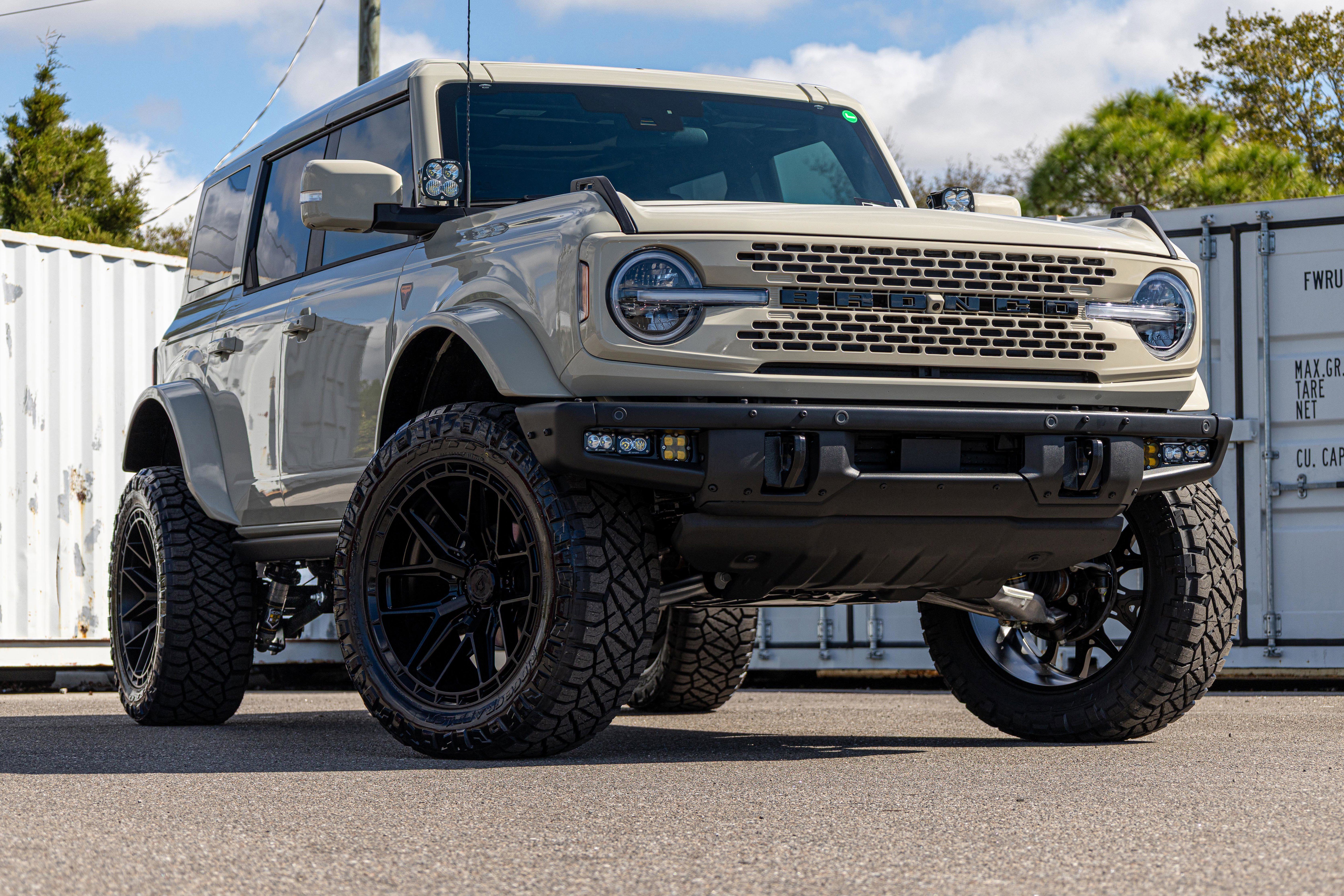 New 2025 Ford Bronco Badlands AWD/4WD image 24
