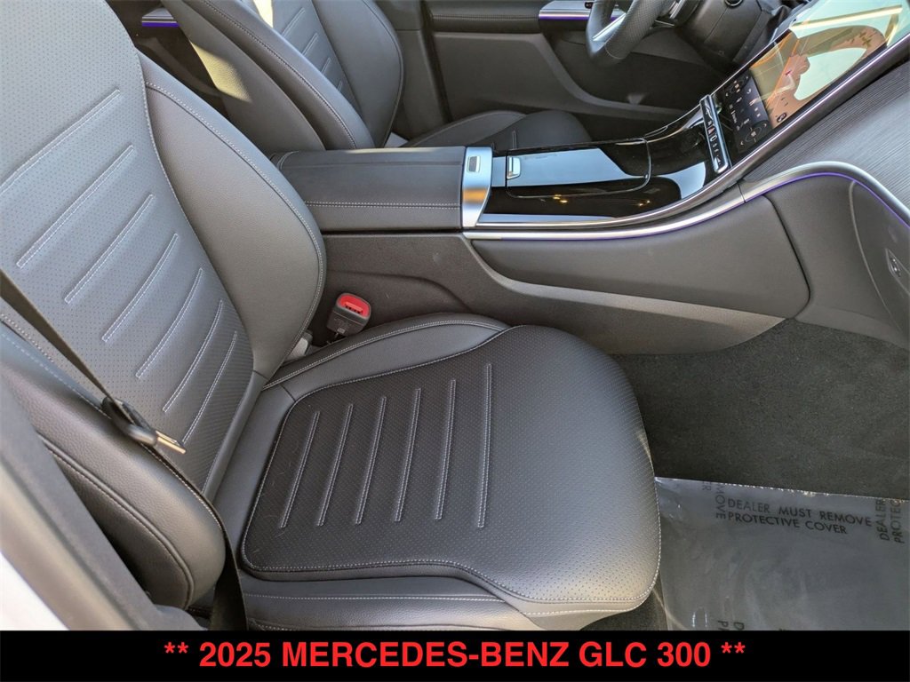 Certified 2025 Mercedes-Benz GLC 300 4MATIC image 30