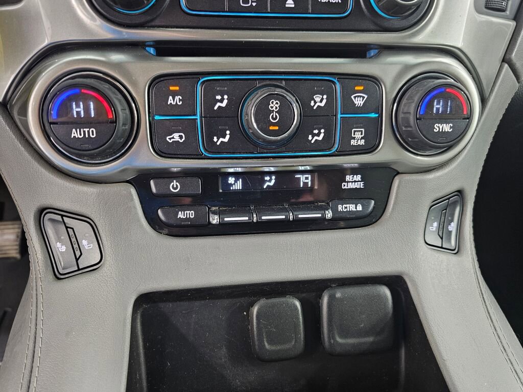 Used 2015 Chevrolet Suburban LT AWD/4WD image 25