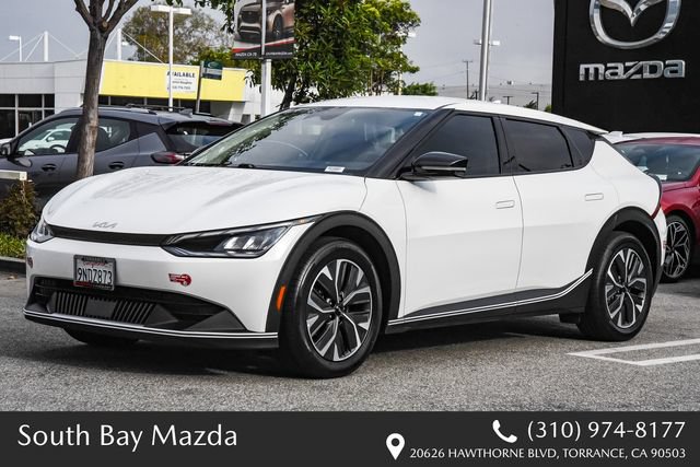 Used 2024 Kia EV6 Light RWD image 3