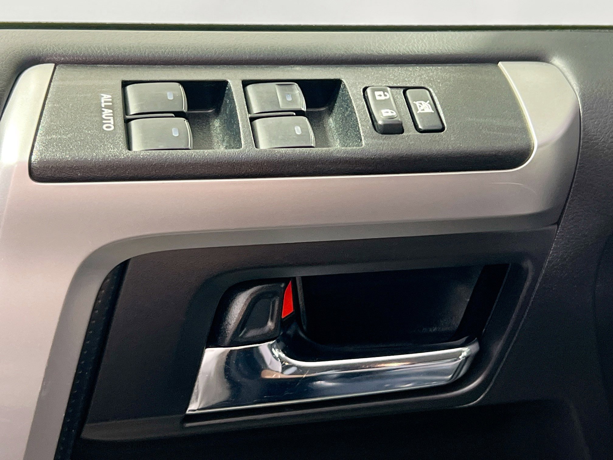 Used 2024 Toyota 4Runner SR5 image 16