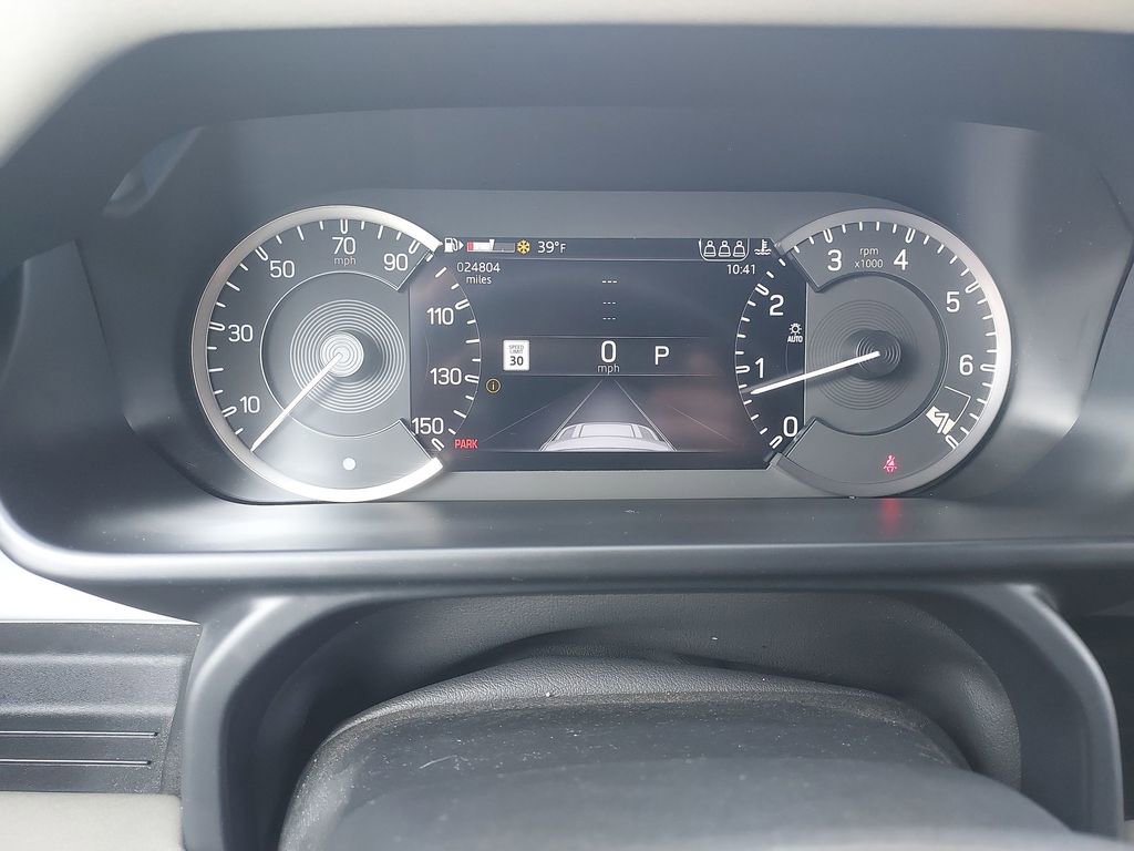Used 2023 Land Rover Defender 90 X-Dynamic SE image 21