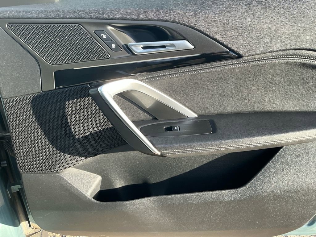 Used 2023 BMW X1 xDrive28i image 16