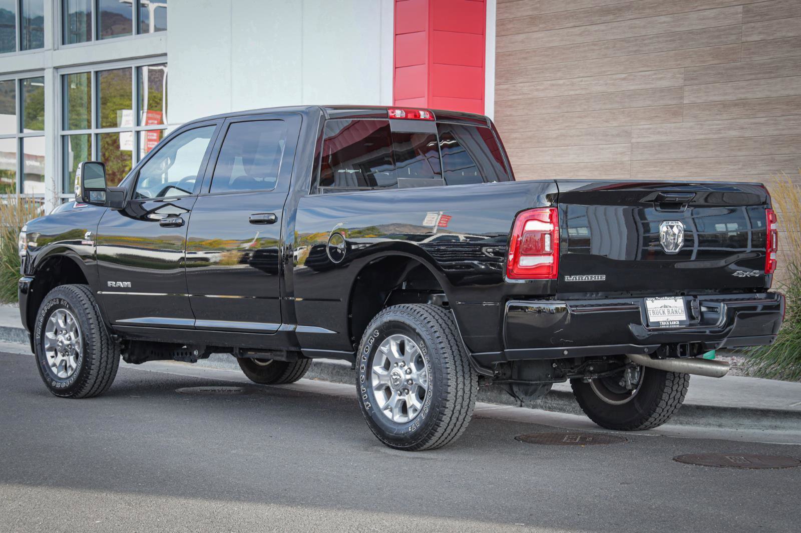 Used 2024 RAM 2500 Laramie image 6