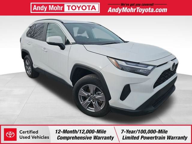 Certified 2025 Toyota RAV4 XLE AWD/4WD image 1