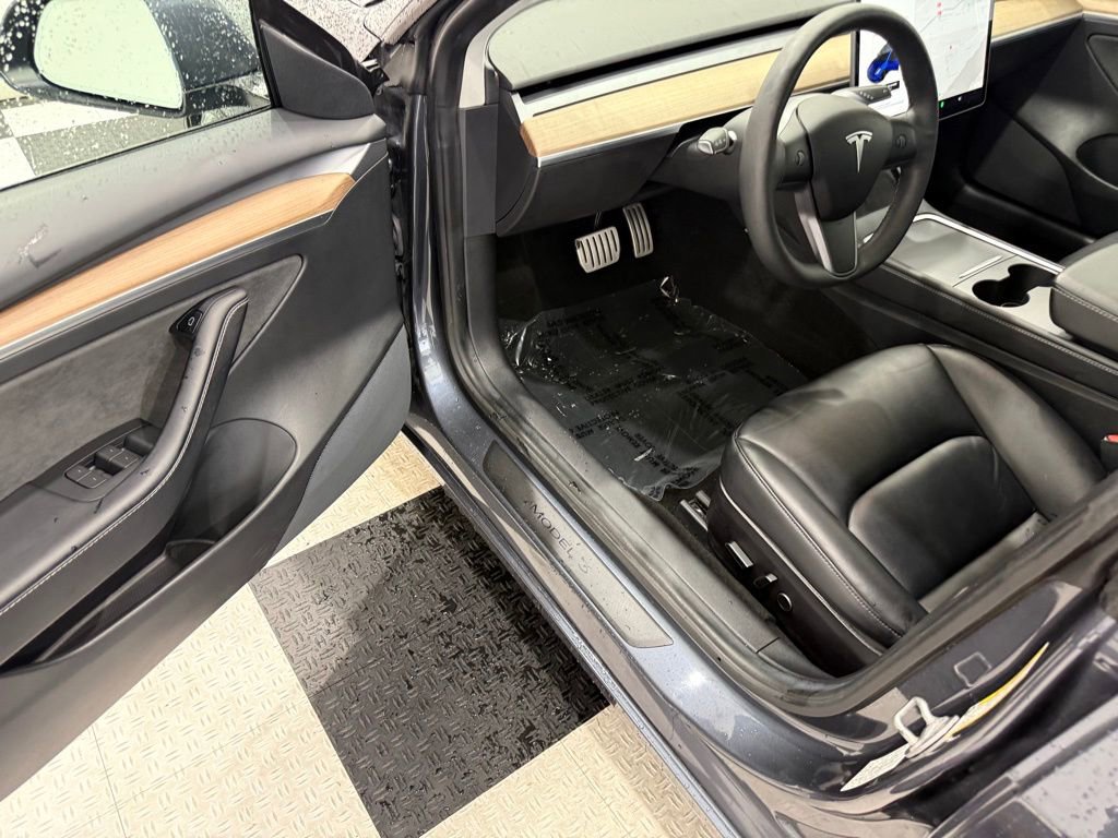 Used 2021 Tesla Model 3 Performance image 30