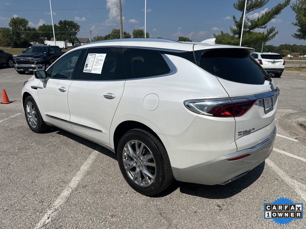 Used 2024 Buick Enclave Essence w/ Experience Buick Package image 24