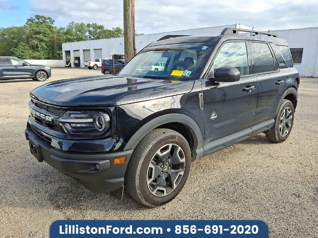 Used 2023 Ford Bronco Sport Outer Banks w/ Tech Package AWD/4WD image 1