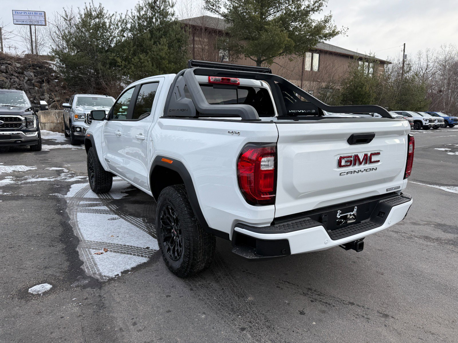 New 2026 GMC Canyon Elevation w/ LPO, Sports Bar Package image 3