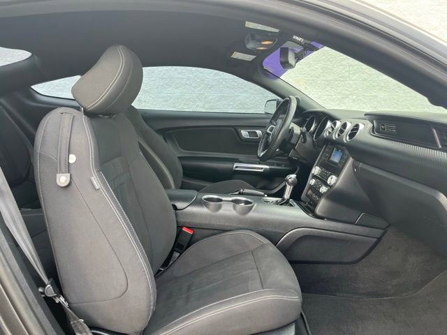 Used 2020 Ford Mustang Coupe image 8