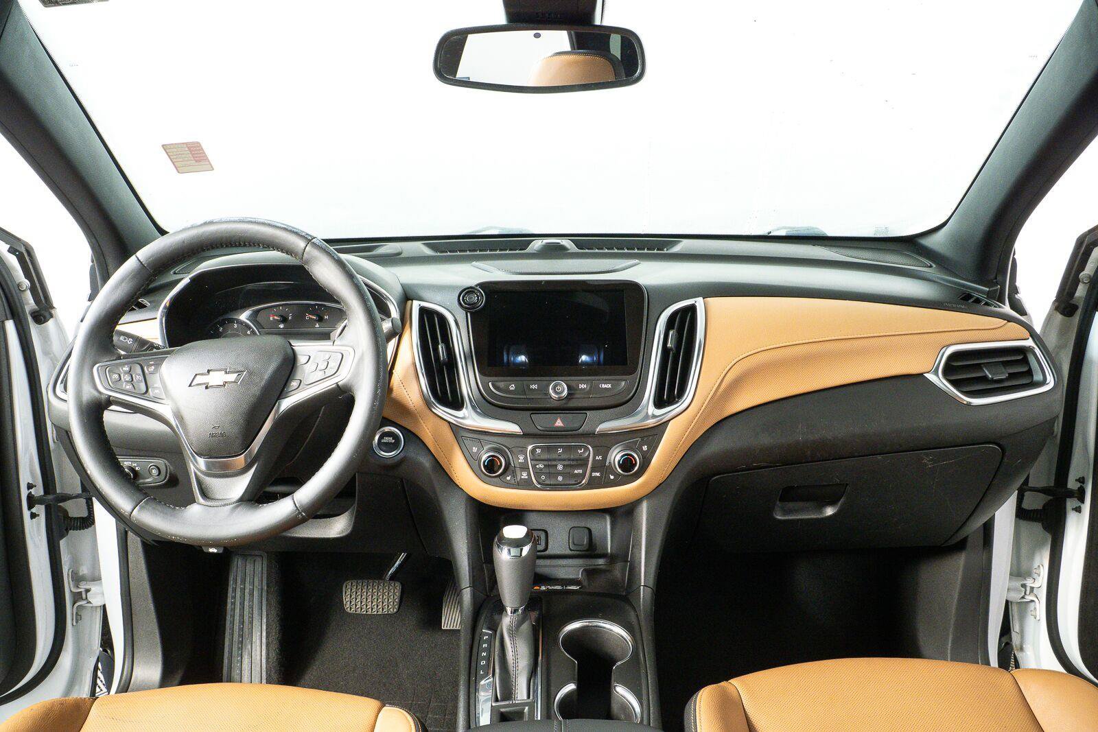 Used 2018 Chevrolet Equinox Premier FWD image 18