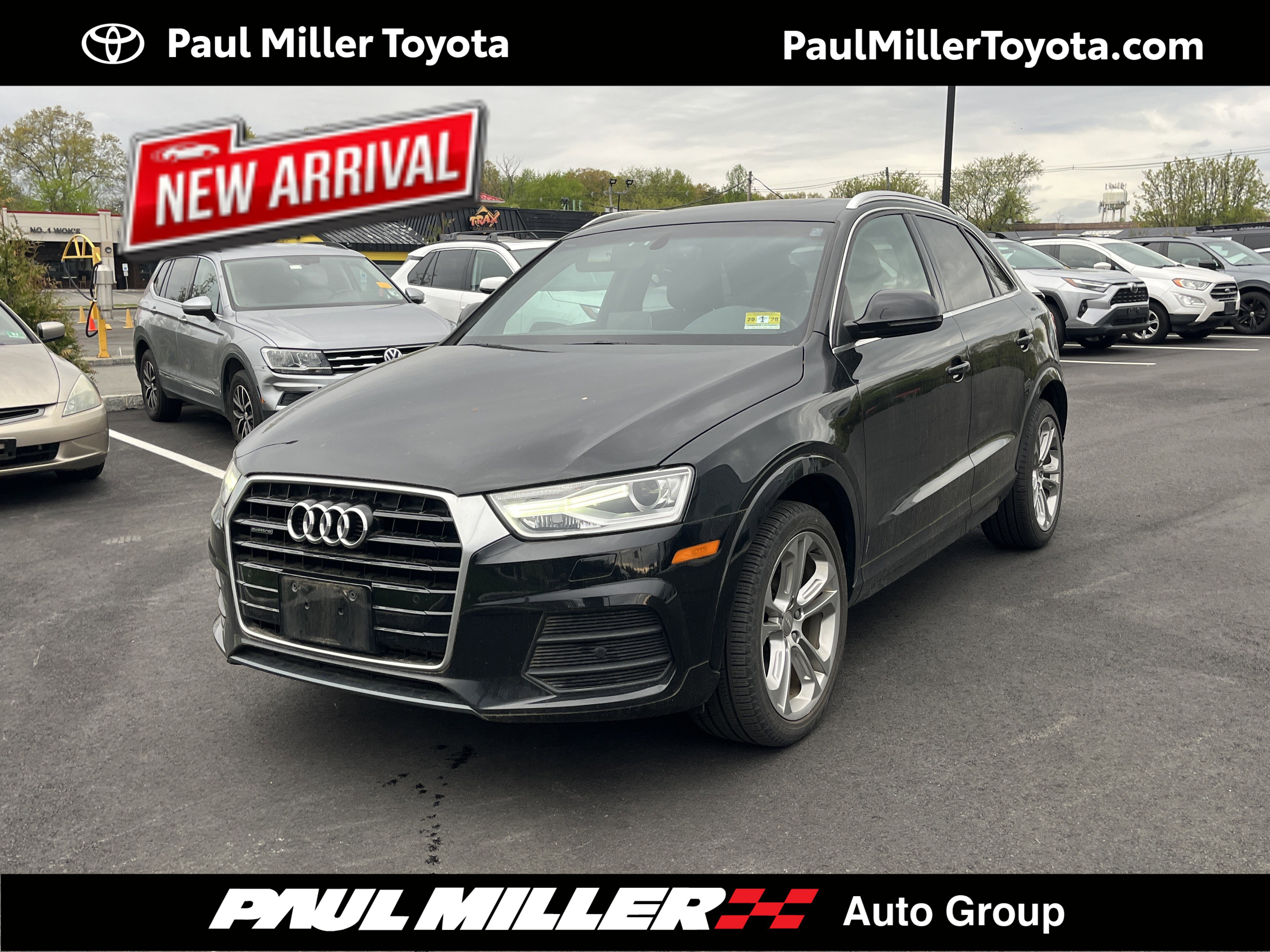 Used 2017 Audi Q3 2.0T Premium Plus w/ Premium Plus Package AWD/4WD image 1