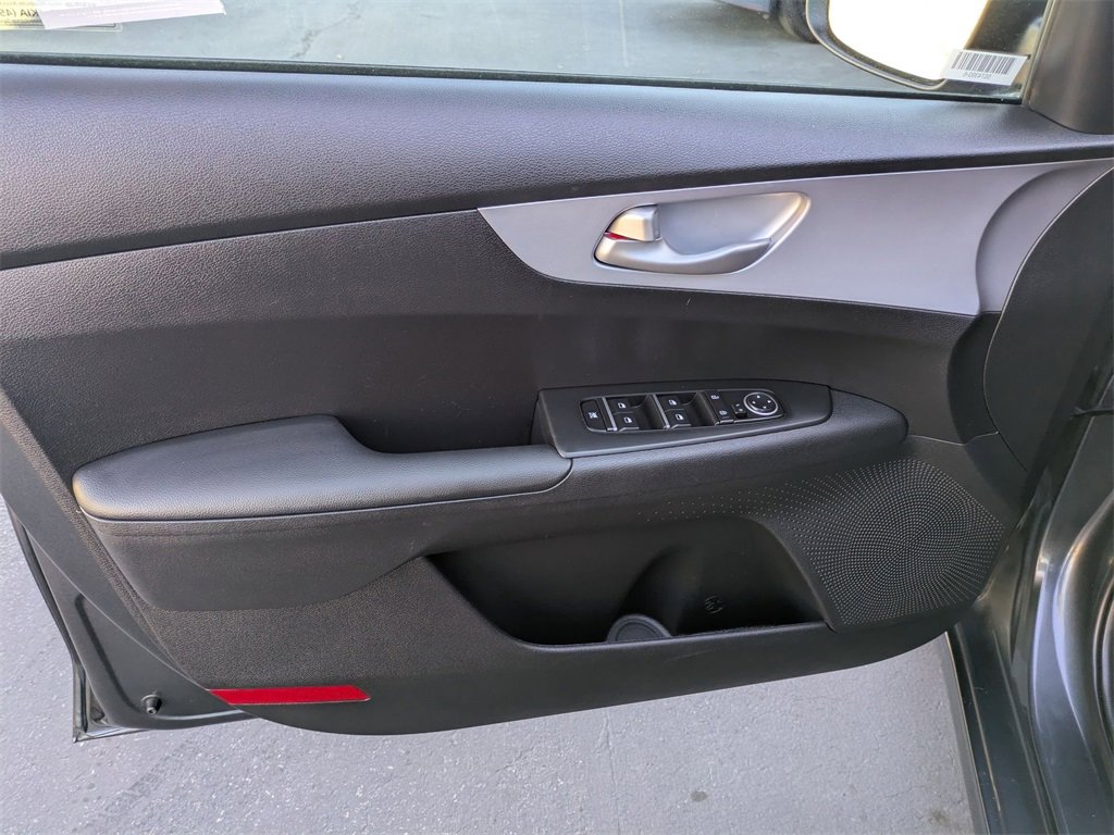 Used 2024 Kia Forte LXS image 11