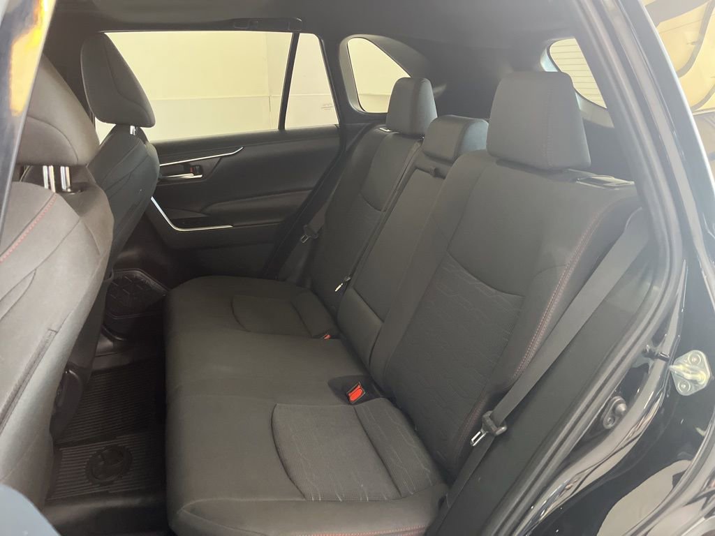 Used 2023 Toyota RAV4 SE w/ Weather & Moonroof Package image 20
