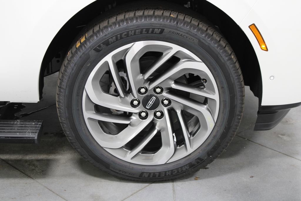 New 2025 Lincoln Navigator L Reserve image 13