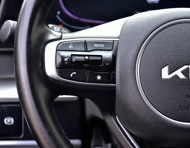 Certified 2023 Kia Sportage EX image 17