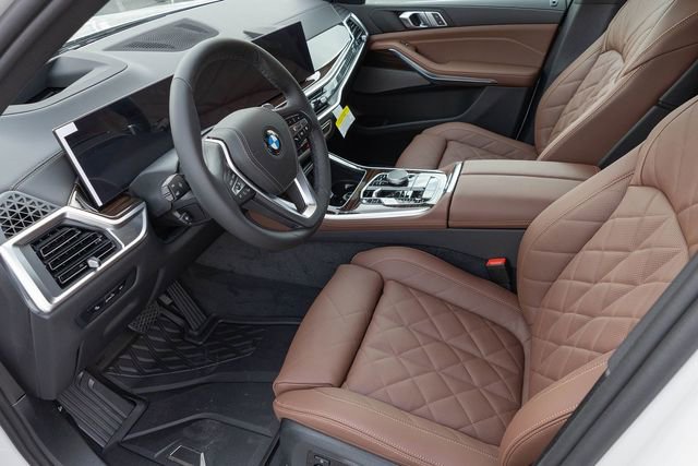 New 2026 BMW X5 xDrive40i image 2